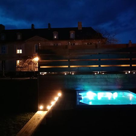 Bed & Breakfast Chateau Les Cedres Bretteville-l'Orgueilleuse Екстериор снимка
