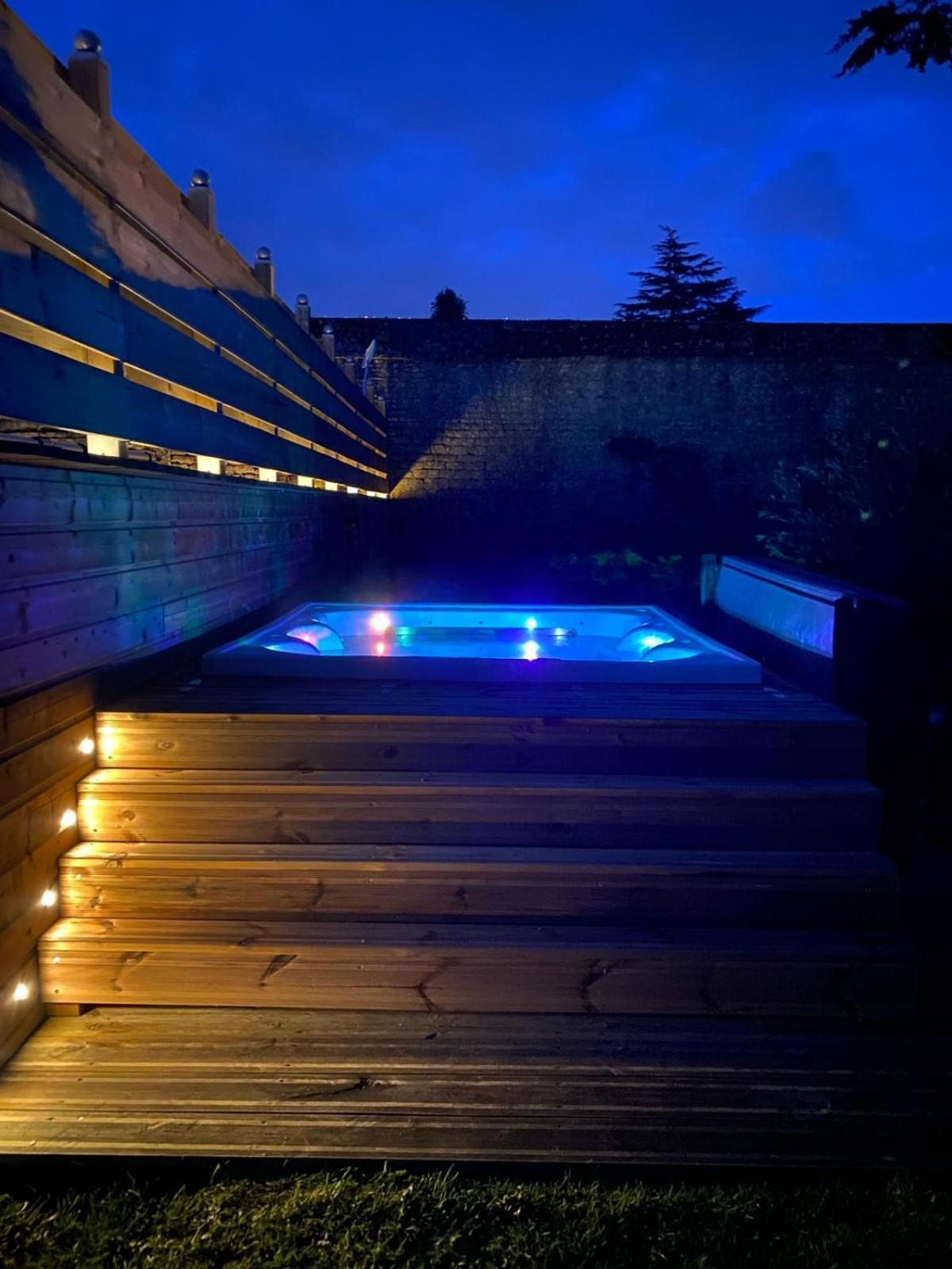 Bed & Breakfast Chateau Les Cedres Bretteville-l'Orgueilleuse Екстериор снимка
